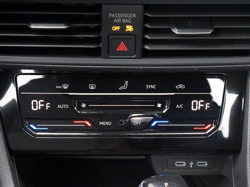 Used 2025 Volkswagen Jetta S FWD image 11