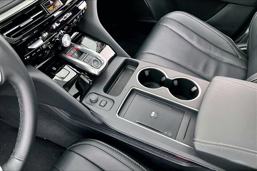 Used 2026 Acura MDX w/ Technology Package FWD image 17