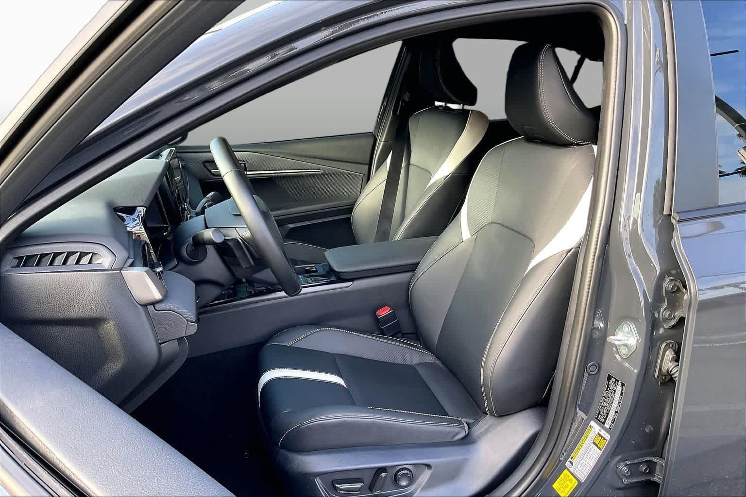 Certified 2026 Toyota Camry SE w/ Preferred Package 1 (TMS) FWD image 7