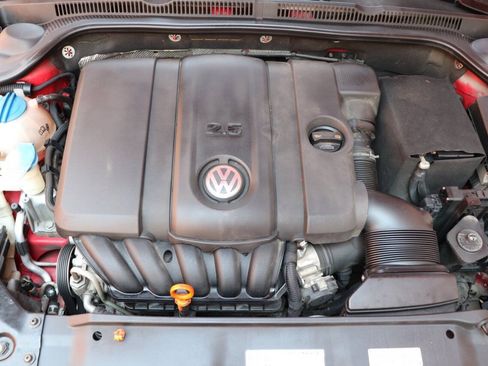 Used 2012 Volkswagen Jetta SE FWD image 12