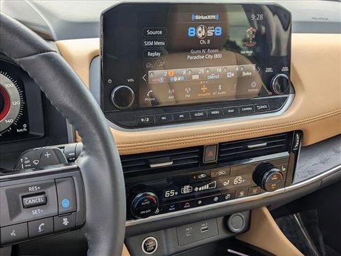 Certified 2023 Nissan Rogue Platinum w/ Platinum Premium Package image 14