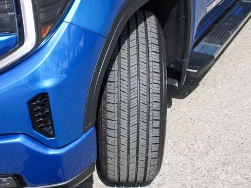 Used 2022 GMC Sierra 1500 Elevation image 40