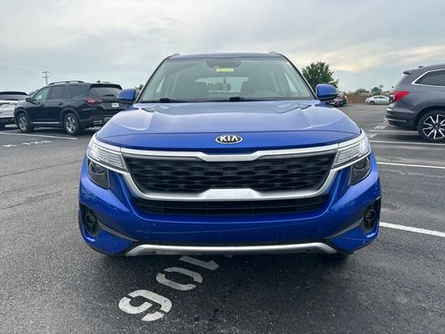 Used 2021 Kia Seltos S AWD/4WD image 2