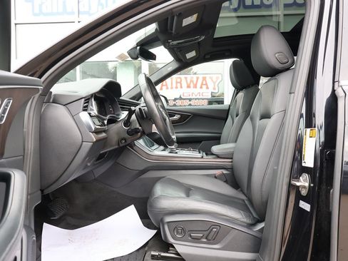 Used 2021 Audi Q7 3.0T Premium Plus w/ Executive Package AWD/4WD image 12