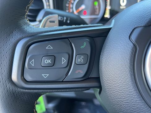 New 2025 Jeep Wrangler Unlimited Rubicon 392 image 12