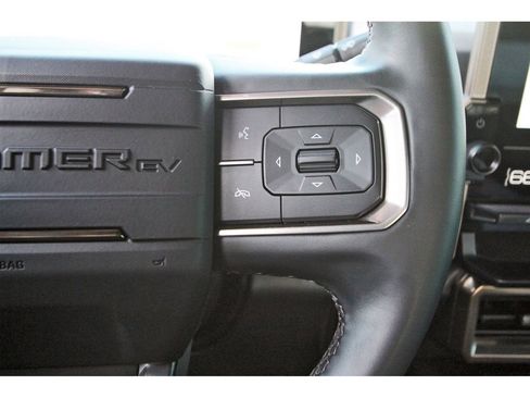 Used 2025 GMC Hummer EV 2X image 15