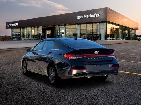 New 2026 Hyundai Elantra SEL Sport Premium w/ Cargo Package FWD image 5