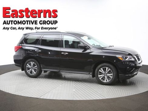 Used 2020 Nissan Pathfinder S image 48