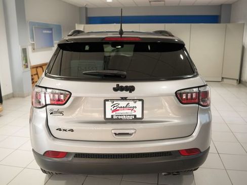 Used 2022 Jeep Compass Altitude image 8