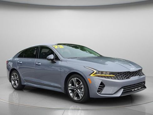 Used 2023 Kia K5 EX FWD image 9