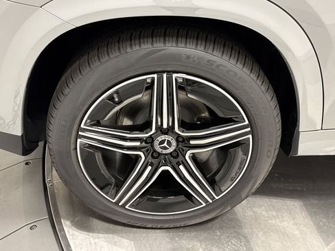 New 2025 Mercedes-Benz GLE 450 4MATIC Coupe image 18