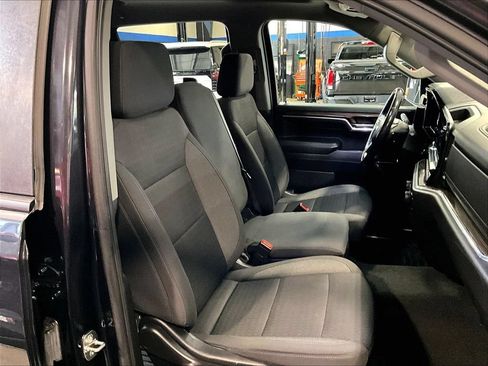 Used 2022 Chevrolet Silverado 1500 LT AWD/4WD image 11