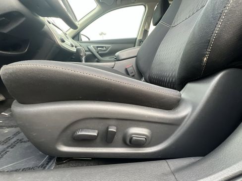 Used 2017 Nissan Altima 2.5 SV w/ Convenience Package image 14