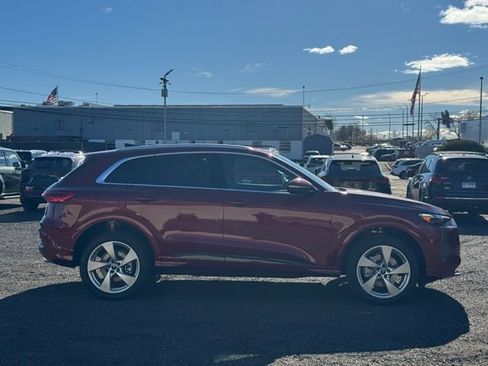 New 2025 Audi Q5 2.0T Premium Plus image 9