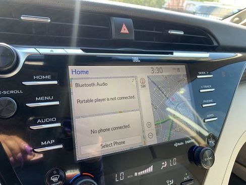 Certified 2020 Toyota Camry XLE w/ Driver Assist Package image 21