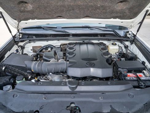 Used 2021 Toyota 4Runner TRD Off-Road Premium w/ Moonroof Package image 13