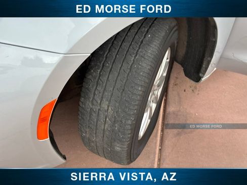 Used 2024 Chrysler Pacifica Touring-L FWD image 36