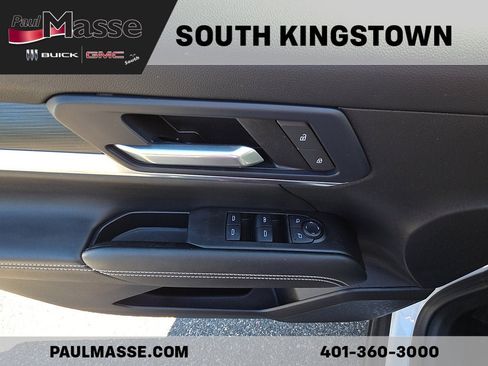Used 2025 GMC Terrain Elevation AWD/4WD image 10