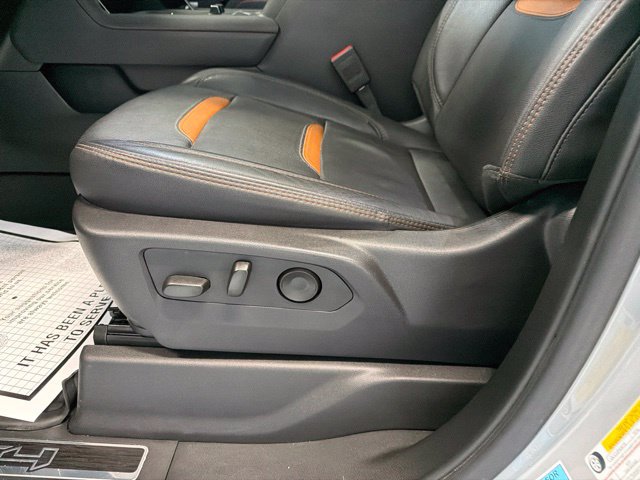 Used 2025 GMC Sierra 2500 AT4 w/ AT4 Premium Plus Package AWD/4WD image 20