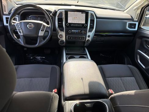 Used 2021 Nissan Titan SV w/ SV Convenience Package AWD/4WD image 15