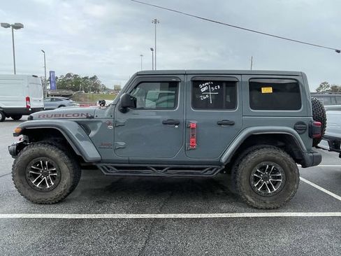 Used 2024 Jeep Wrangler Unlimited Rubicon image 7