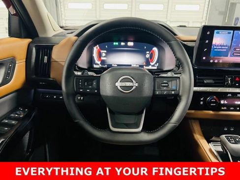 New 2026 Nissan Pathfinder Platinum FWD image 5
