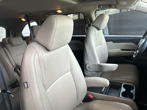Used 2023 Honda Odyssey EX-L image 27