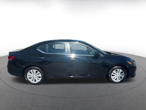 Used 2025 Nissan Sentra S image 16