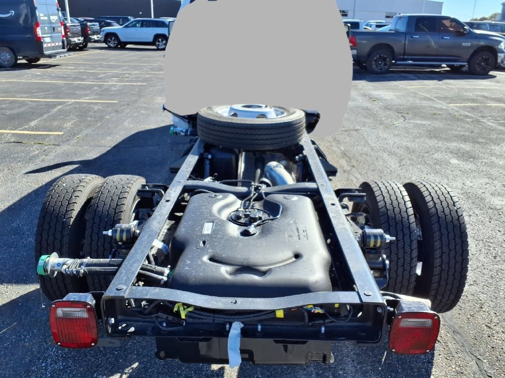 New 2027 RAM 5500 Tradesman AWD/4WD image 23
