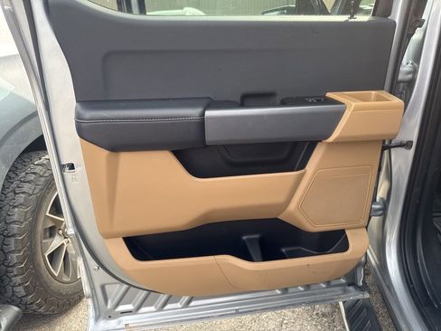 Used 2023 Ford F150 XLT w/ Trailer Tow Package image 10