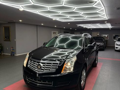 Used 2013 Cadillac SRX Luxury w/ Driver Awareness Package FWD image 2