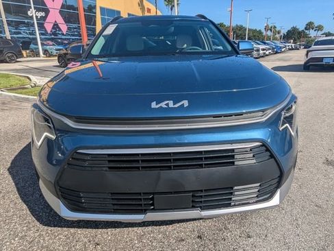 New 2026 Kia Niro EX FWD image 9