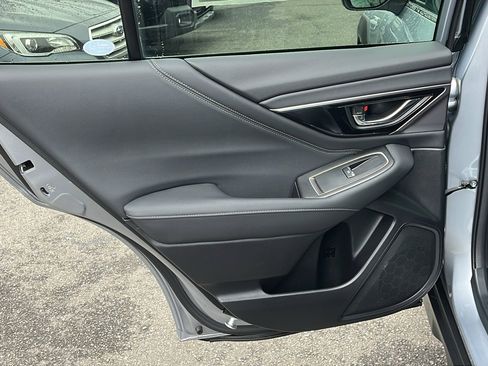 Certified 2025 Subaru Outback Limited image 20