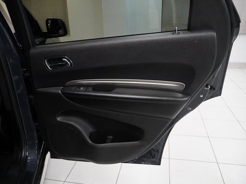 Used 2018 Dodge Durango SXT w/ 3rd Row Seating Group image 25