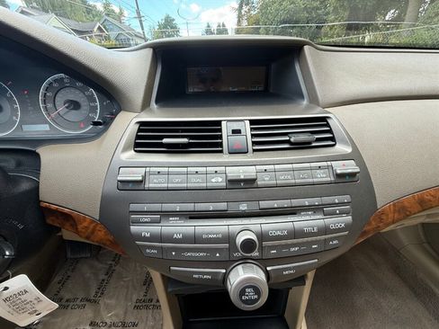 Used 2009 Honda Accord EX-L image 16