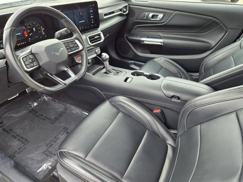 Used 2024 Ford Mustang Premium image 14