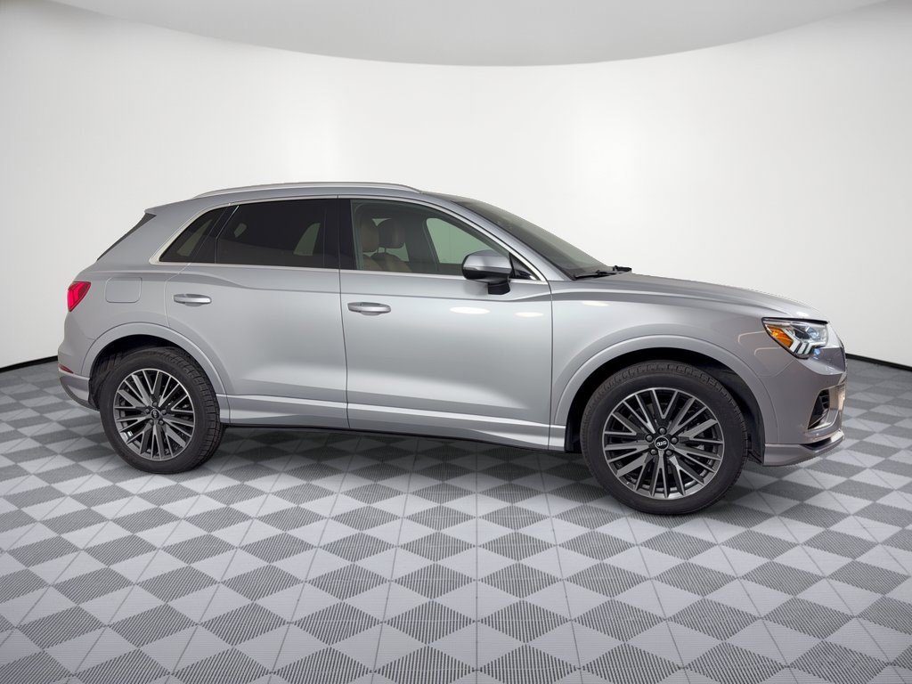 Used 2021 Audi Q3 2.0T Premium Plus w/ Premium Plus Package AWD/4WD image 8