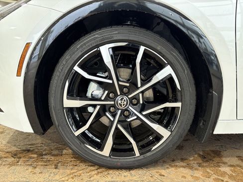 New 2026 Toyota Prius Plug-In Hybrid image 10