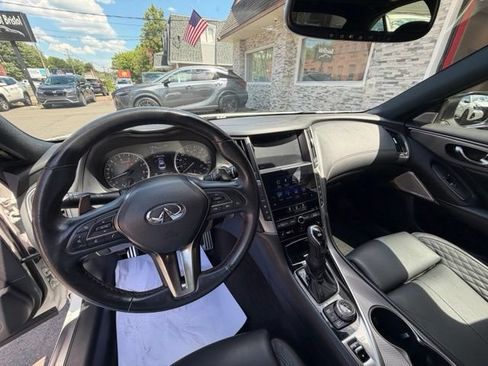 Used 2019 INFINITI Q50 Red Sport 400 w/ Sensory Package AWD/4WD image 17