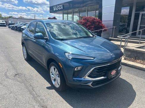 New 2026 Buick Encore GX Preferred AWD/4WD image 1
