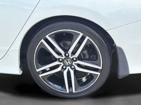 Used 2016 Honda Accord Sport image 30
