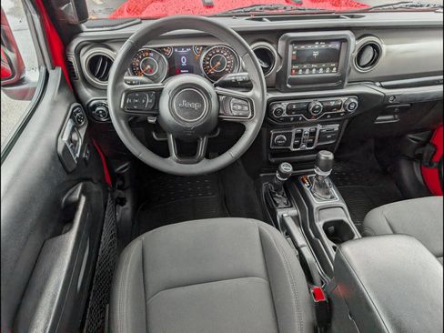 Used 2023 Jeep Gladiator Sport AWD/4WD image 8