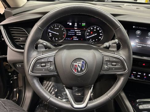 Used 2022 Buick Envision Avenir w/ Technology Package II FWD image 20