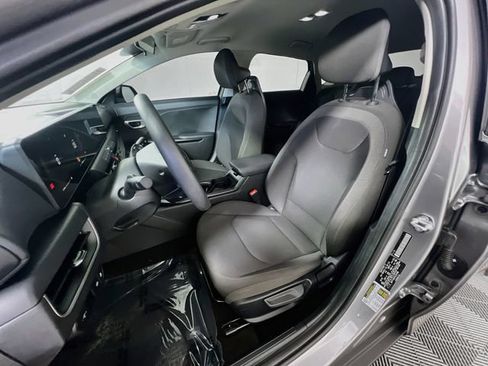 Used 2026 Kia K4 FWD image 10