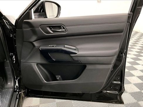 New 2025 Nissan Pathfinder SV w/ Cargo Package image 33