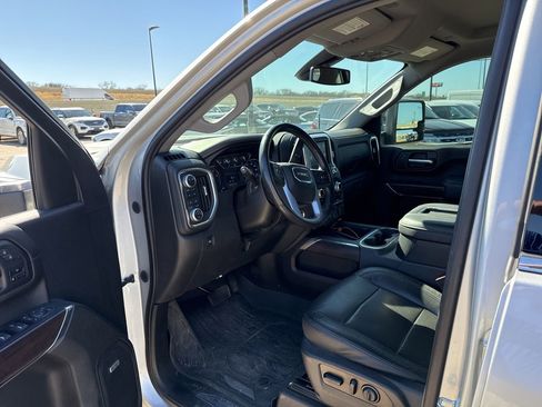 Used 2020 GMC Sierra 2500 SLT image 19