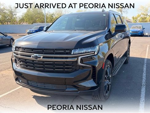 Used 2022 Chevrolet Suburban RST w/ Luxury Package AWD/4WD image 1