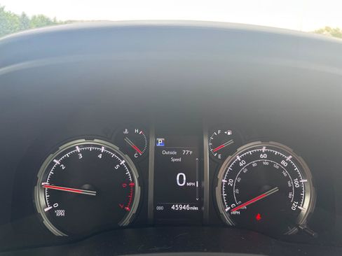 Used 2022 Toyota 4Runner TRD Pro AWD/4WD image 17