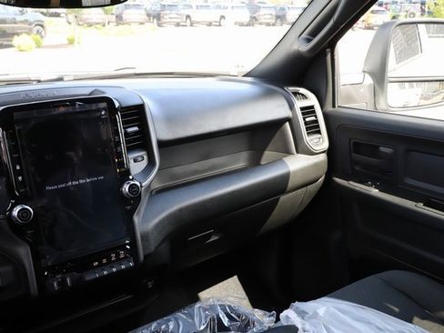 New 2025 RAM 2500 Tradesman image 29