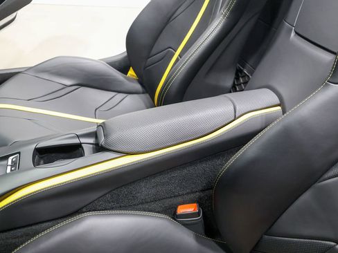 Used 2022 Ferrari 812 GTS RWD image 46